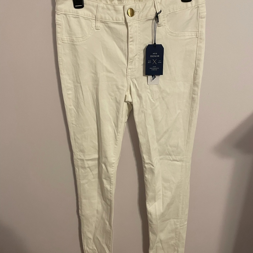 White High Rise American Eagle Jeggings